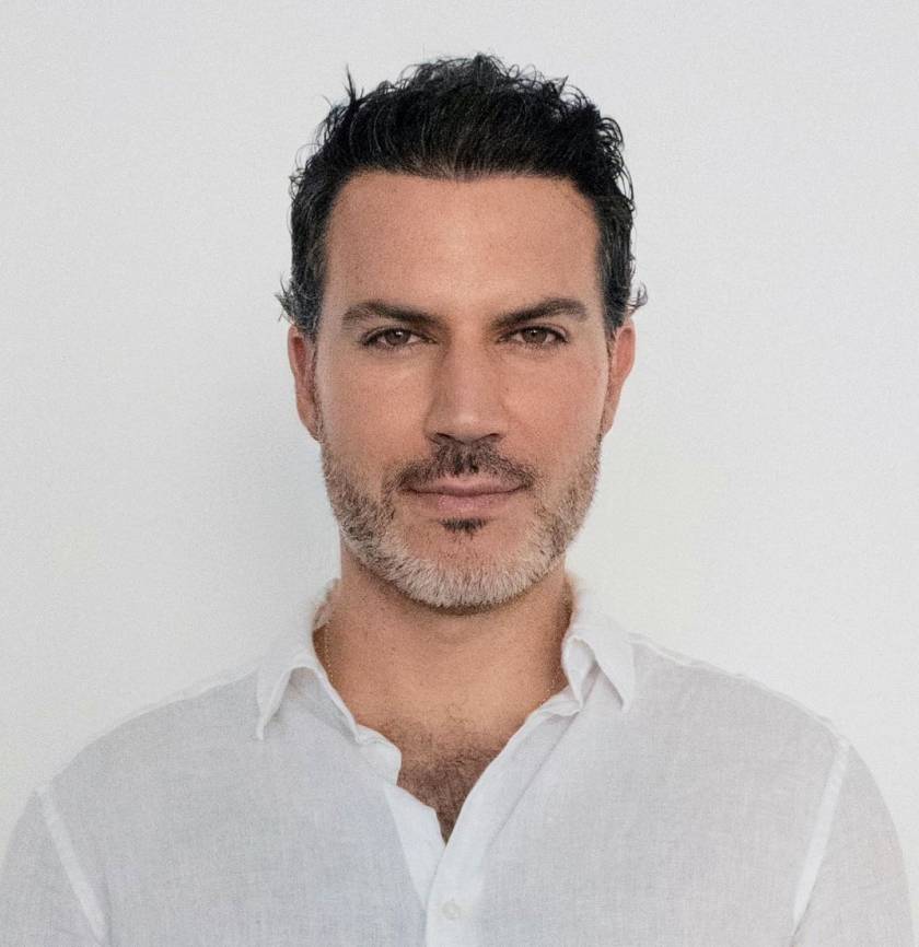 Dr. Ricardo Soto Olhabe